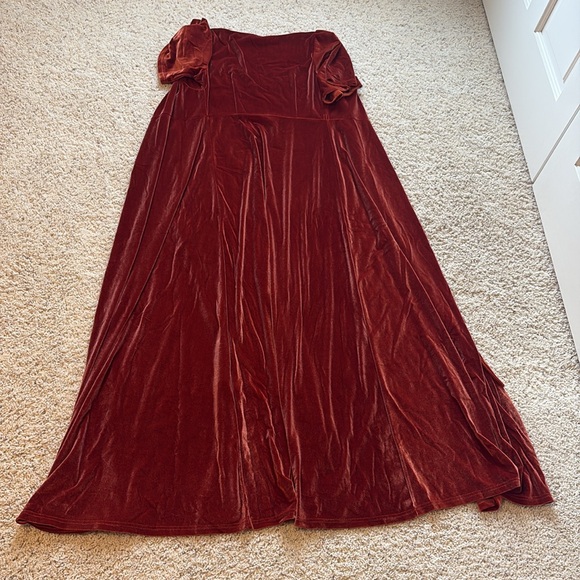 Baltic Born Meghan Velvet Maxi Wrap Dress size medium rust - Picture 6 of 6